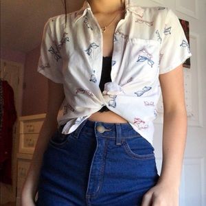 white button up blouse w/sunglass pattern